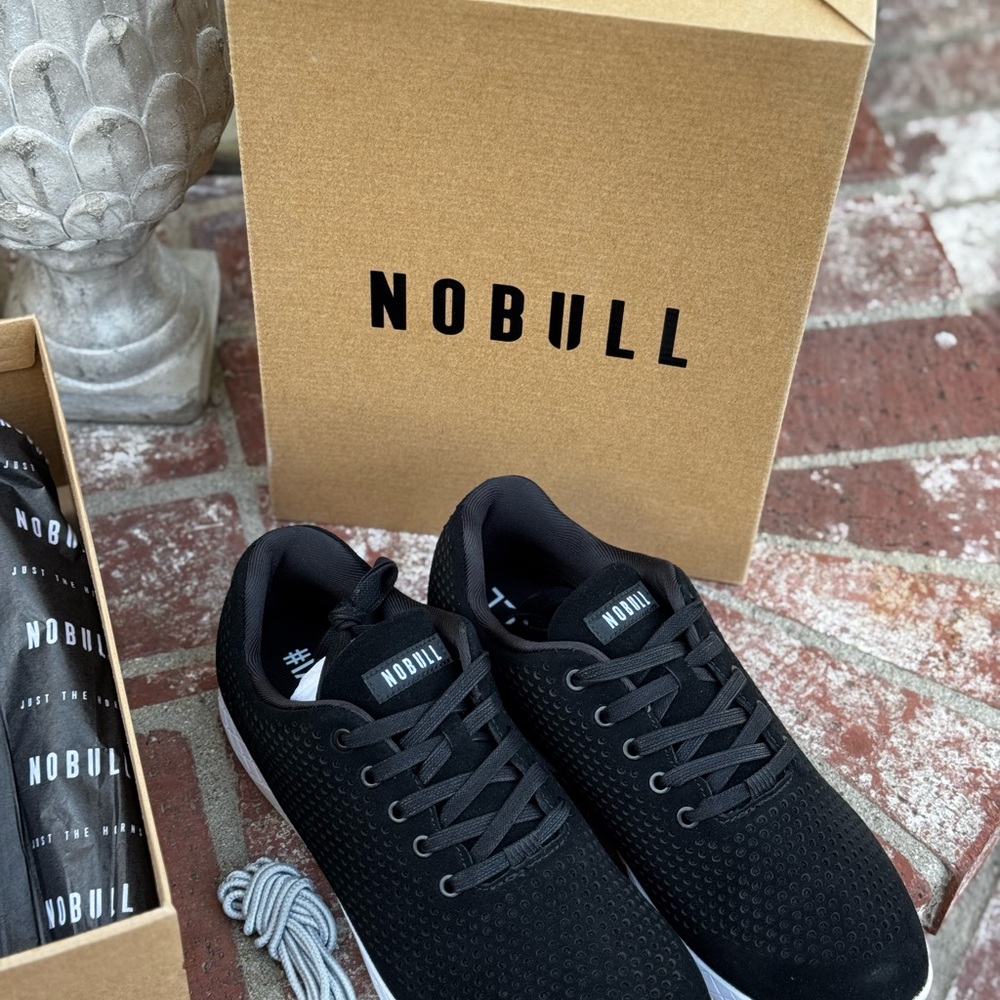 NOBULL Suede Trainer Men’s 12 NEW